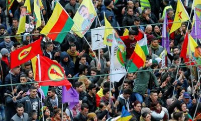 İki yüzlü Almanya’da PKK yürüyüş düzenledi