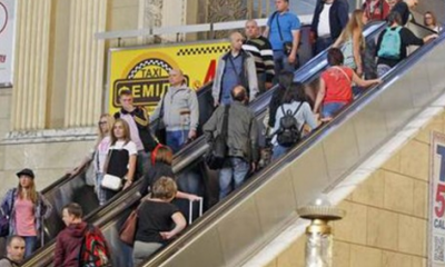 Ukraynalılar artık AB ülkelerinde vizesiz seyehat edebilecek