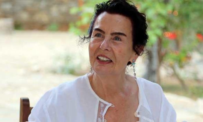 Fatma Girik kışın denize giriyor