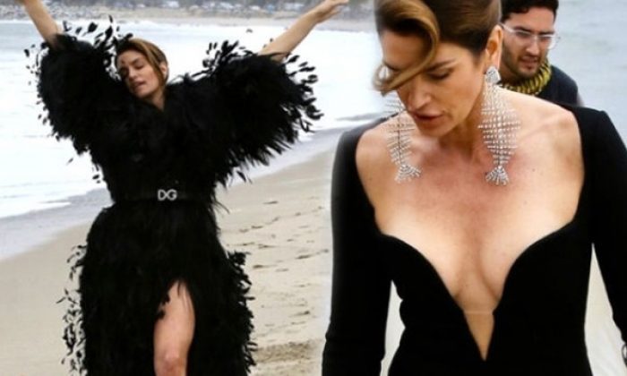 52 yaşında gençlere taş çıkarttı