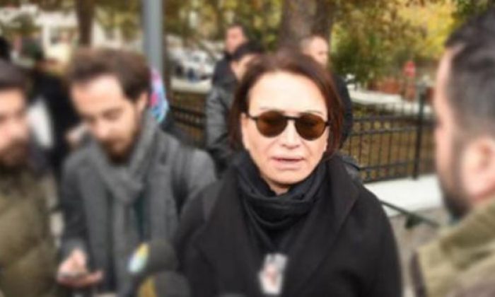 Demet Akbağ ve Sedef İybar’ın annesi yaşamını yitirdi