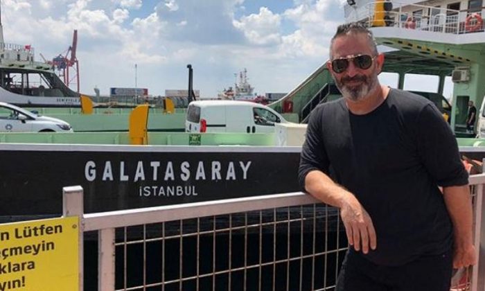 Cem Yılmaz müjdeyi feribotta verdi