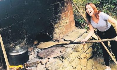 Arzu Yanardağ tatilini köyde geçiriyor