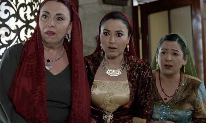 Yeni Gelin setinde aşk bombası!