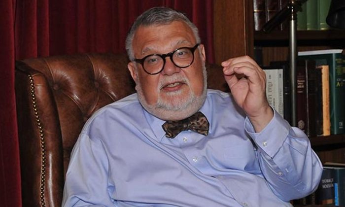 Ünlü profesörden çok konuşulacak itiraf: “Kendi dışkımı yedim”