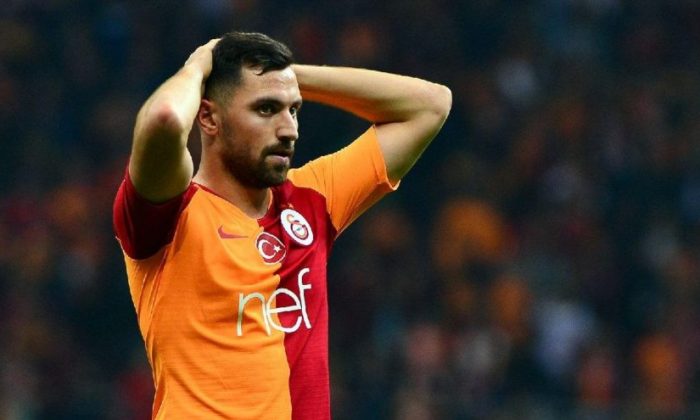 Galatasaray’da Sinan Gümüş sakatlandı…