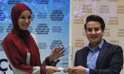 Gamze Özçelik tesettüre girdi
