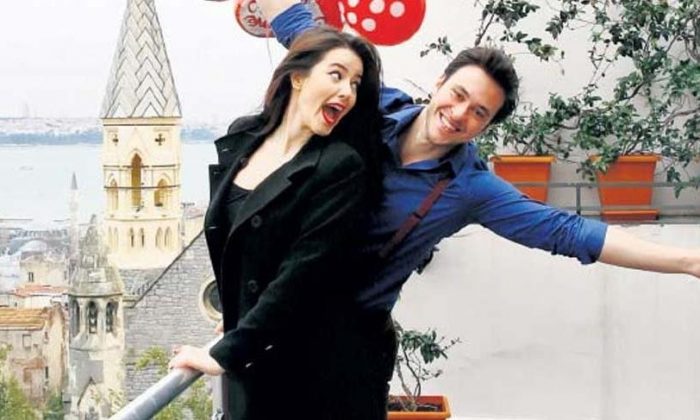 Pelin Akil ve Anıl Altan’dan müjdeli haber