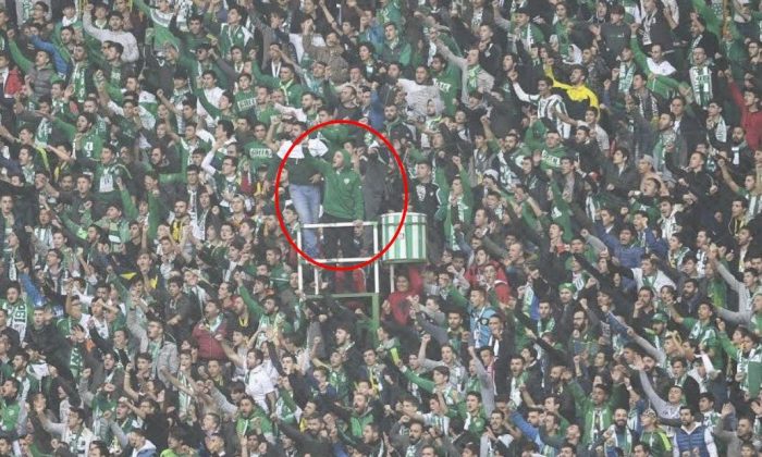 Bursaspor’un kaptanı Ertuğrul Ersoy tribüne çıktı!