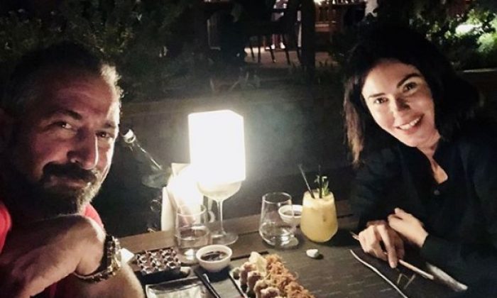 Cem Yılmaz’dan moda çekimini aratmayan paylaşım