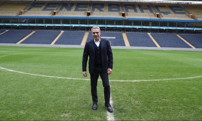 Ersun Yanal’dan sosyal medyayı sallayan paylaşım!