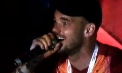 Wesley Sneijder futbolu bıraktığını açıkladı