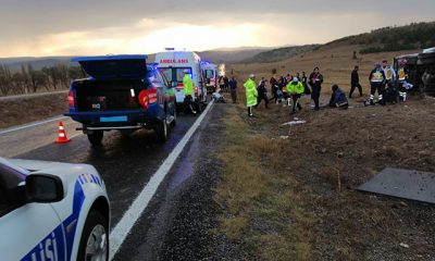 Öğrencileri taşıyan otobüs devrildi! Çok sayıda yaralı var