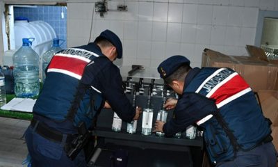 Eski süt fabrikasını, sahte içki imalathanesine çevirmişler