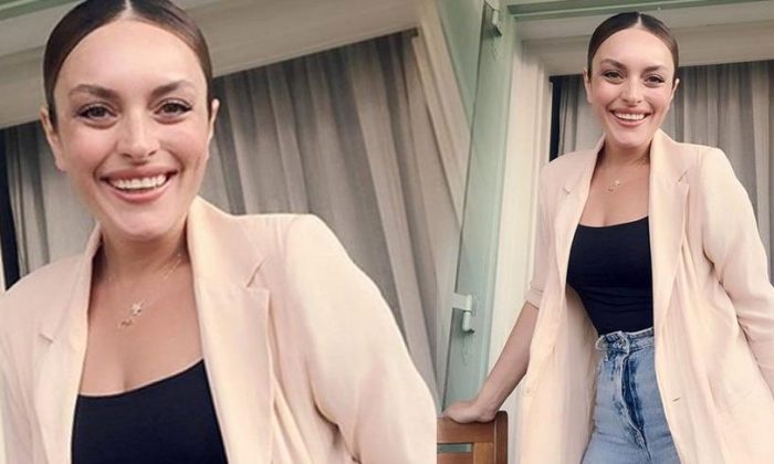 Ezgi Mola’ya açık fermuar yorumu