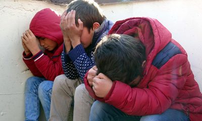 Forma alamayınca gözyaşı döken çocukları teselli yarışı