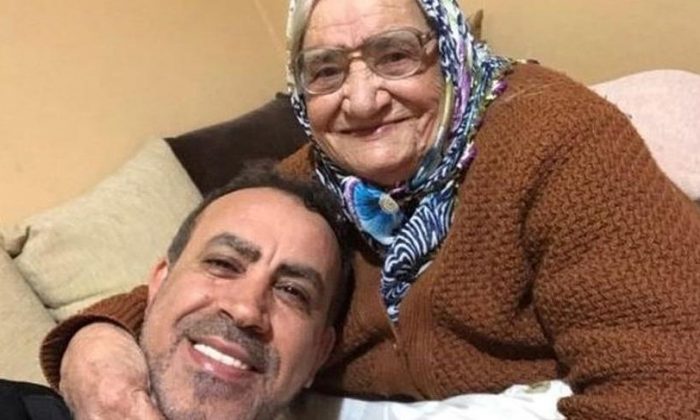 Haluk Levent’in annesi Sabriye Acil hayatını kaybetti