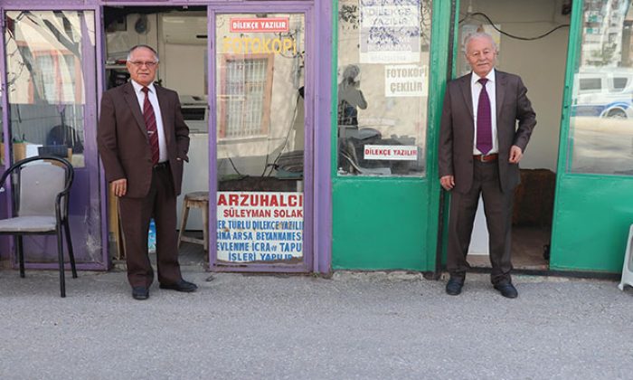 Kentin son iki arzuhalcisinden tatlı rekabet