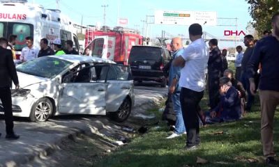 Oğlunun nikah törenine giderken kaza yaptılar
