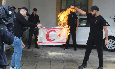 Rumlardan çirkin provokasyon! KKTC bayrağı yaktı