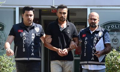 Rus kadını tek eliyle boğmuş