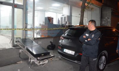 Tıp merkezinde doktor doktoru tabancayla vurdu