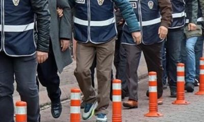 İzmir merkezli üç ilde FETÖ operasyonu