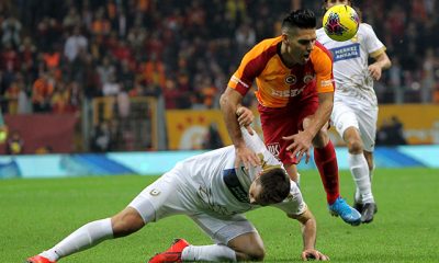 Galatasaray evinde yıkıldı