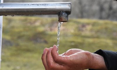 Bu çeşmeden maden suyu akıyor