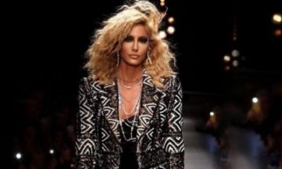 Çağla Şıkel podyumda ölümden döndü