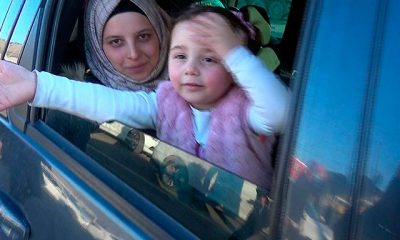 Babasının bomba sesinden korkmaması için ‘savaş oyunu’ oynattığı Selva, Türkiye’de