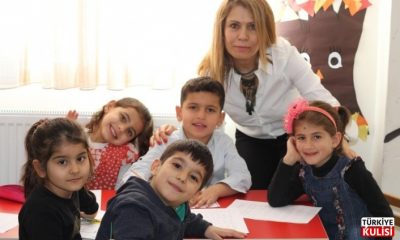 Sakine öğretmen azmiyle örnek oldu!