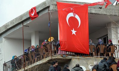 Türkiye şehitlerine ağlıyor