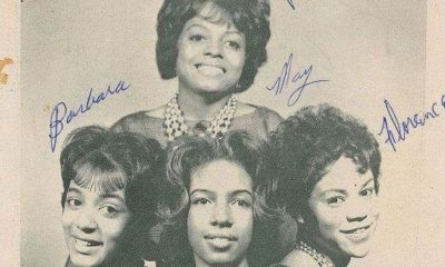 Ünlü şarkıcı hayatını kaybetti