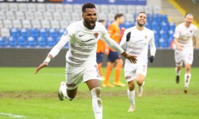 Aaron Boupendza’dan Fenerbahçe ve Galatasaray açıklaması