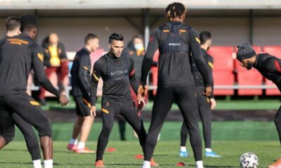 Galatasaray’da Falcao ve Kerem hastaneye kaldırıldı