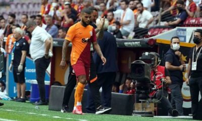 Galatasaray taraftarından Babel ve Yedlin’e tepki