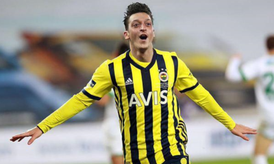 Mesut Özil kadrodan çıkarıldı!