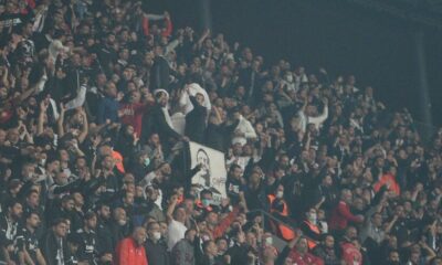 Tüm takıma tepki, tek isme destek