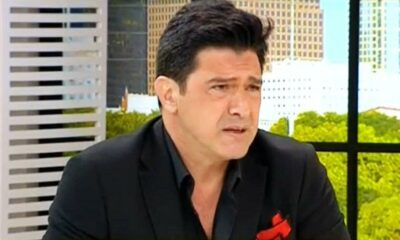 Hakan Ural hayranlarını geçmişe götürdü!