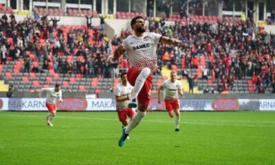 Steven Caulker milli takımını değiştirdi!