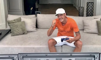 Fenerbahçe’nin affetmediği Mesut Özil e-spor oyuncusu olmaya hazırlanıyor!