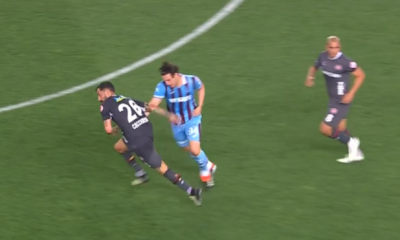 Enis Destan rakibine yumruk attı, kırmızı kart gördü