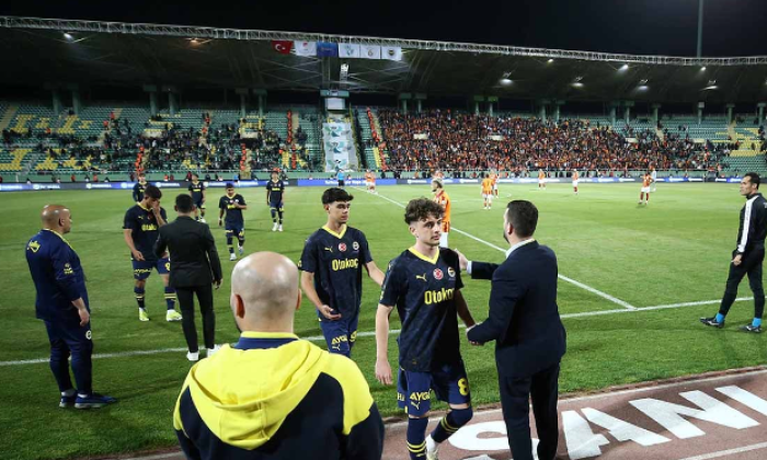 Fenerbahçe, Süper Kupa maçında sahadan çekildi