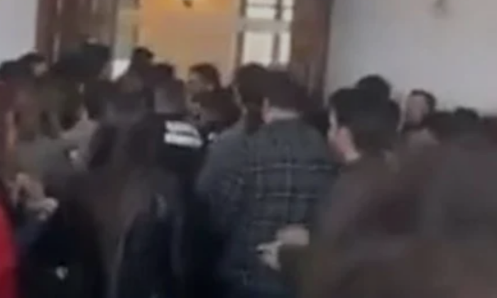 İmamoğlu’nun diplomasını iptal eden dekana öğrenciler şok yaşattı