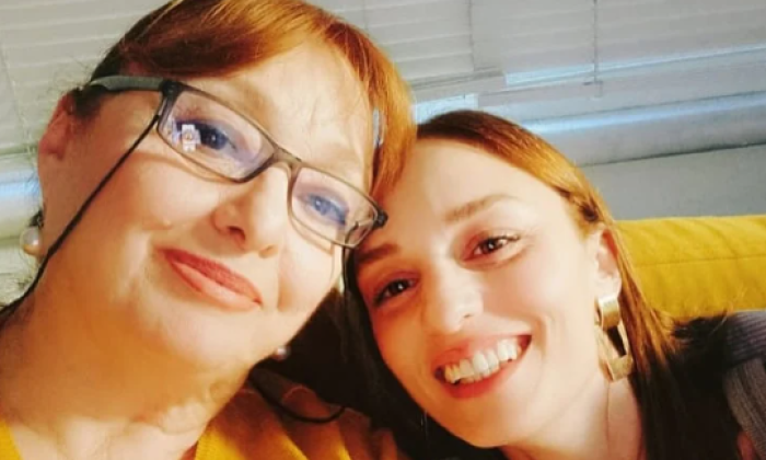 Nilperi Şahinkaya sevenlerini endişelendirdi!