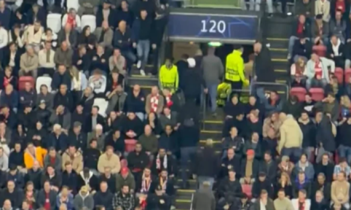 Hollandalılar çıldırdı! Binlerce taraftar stadyumu terk etti